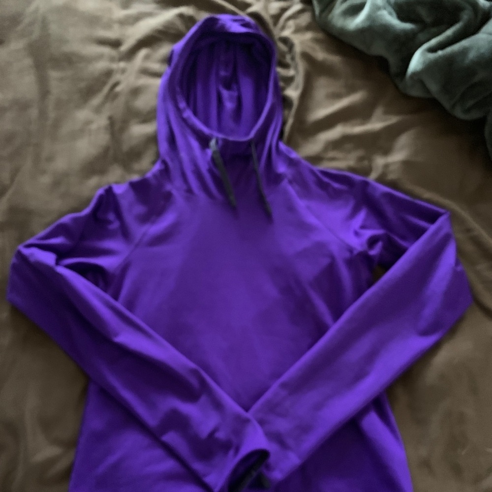 Nike pro runner shirt